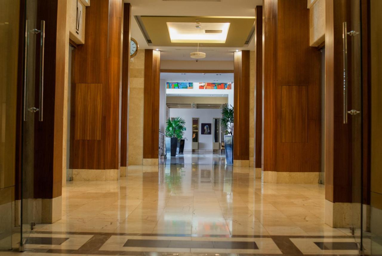 Hesperia Wtc Valencia Hotel Exterior foto