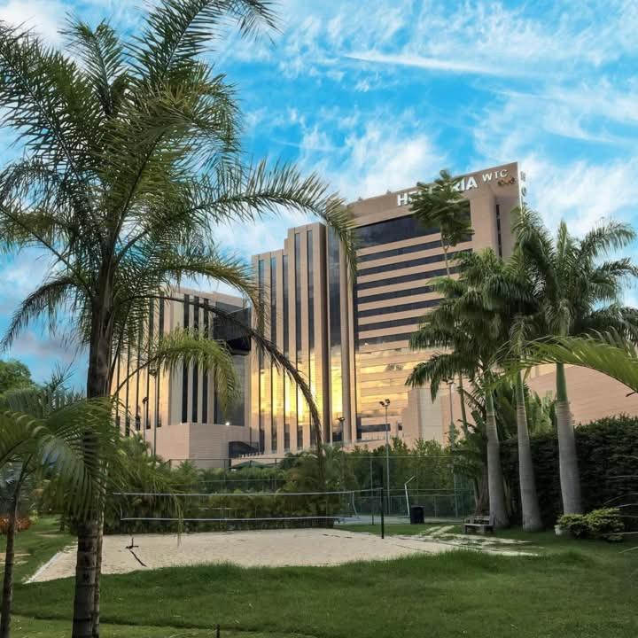 Hesperia Wtc Valencia Hotel Exterior foto